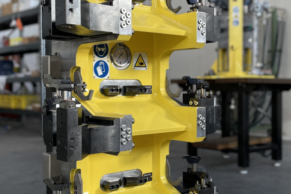 Attrezzature per Lavorazione particolari in alluminio settore automotive.